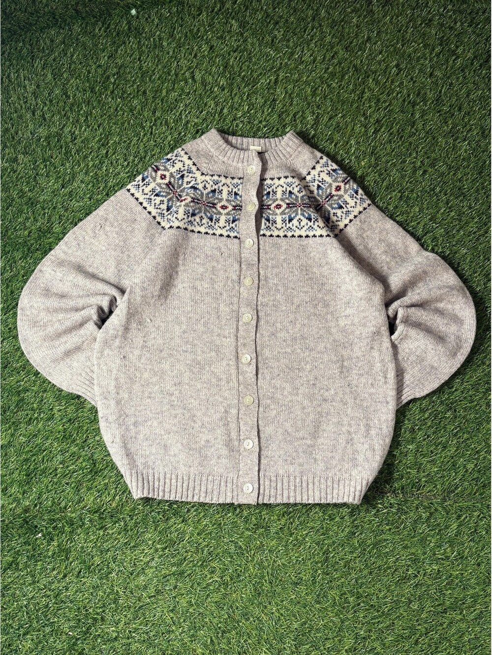 Vtg 90s 100% Wool Button-Up Cardigan Gray Fair Isle Pattern Made in UK Womens 44